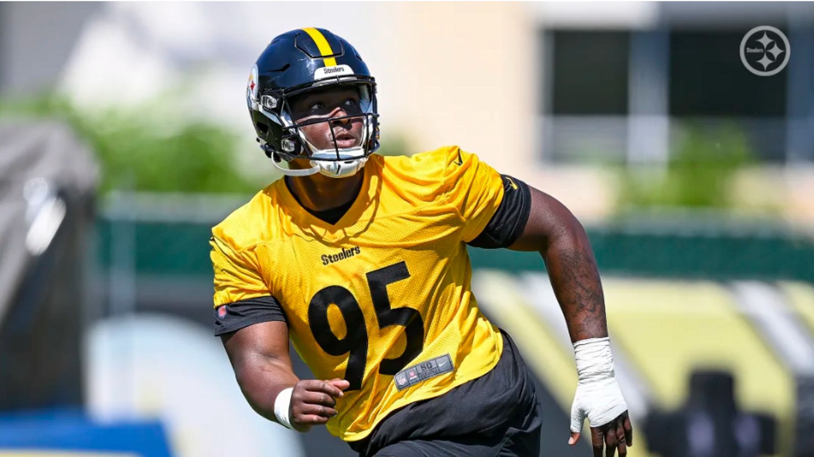 Steelers Rookie DT Keeanu Benton Detailed Impact Of 2 LifeChanging Events From High School Coach